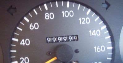 Acquisto-valutazione-auto-veicoli-commerciali-pagamento-contanti-ritiro-immediato-valutazione-quotazione-gratuita-auto-incidentata-blog-benzina-tanti-km